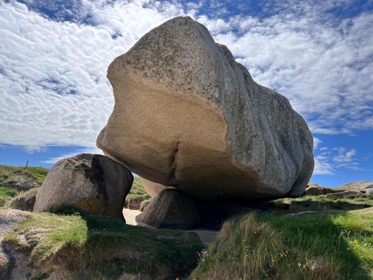 Natural Stone House Close To The Sea, Lannilis Eksteriør bilde